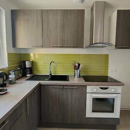 Martin Appartement Cambrai Avec Cour Buitenkant foto