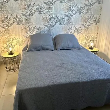 Martin Appartement Cambrai Avec Cour Buitenkant foto